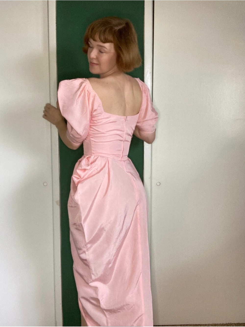 Vintage 80s Pink Puff-Sleeve Midi Dress - Picture 2 of 3